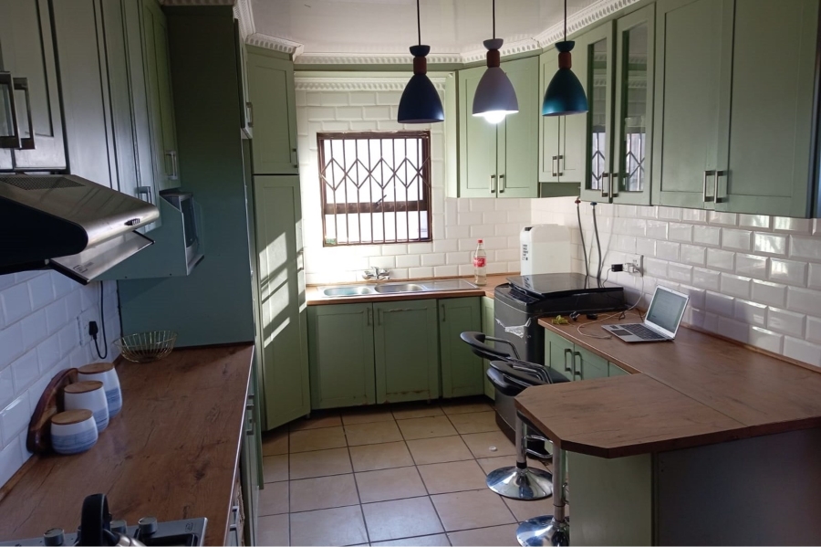 2 Bedroom Property for Sale in Kutlwanong Northern Cape